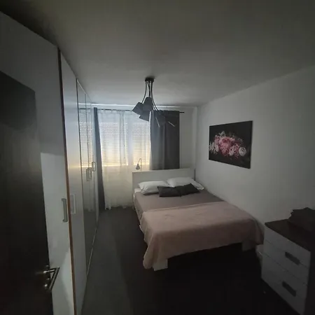 Adria Holliday Apartment *