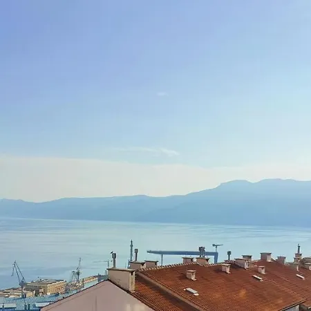 Adria Holliday Apartament *