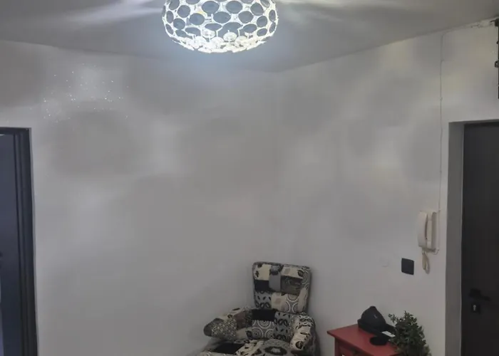 شقة Adria Holliday غييكا